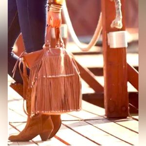 FRINGE SOUTHWESTERN STYLE SATCHEL PURSE WITH ZIPPER CLOSURE & INSIDE POCKETS